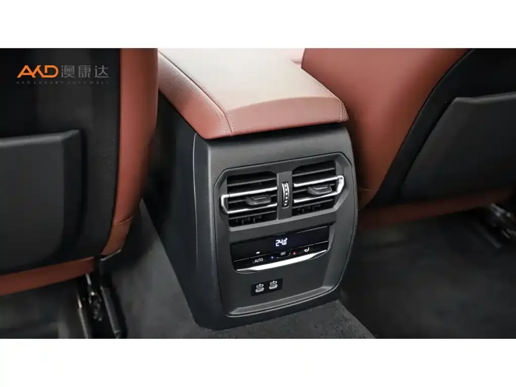 BMW 3 Series 2022 из CN, фото 9