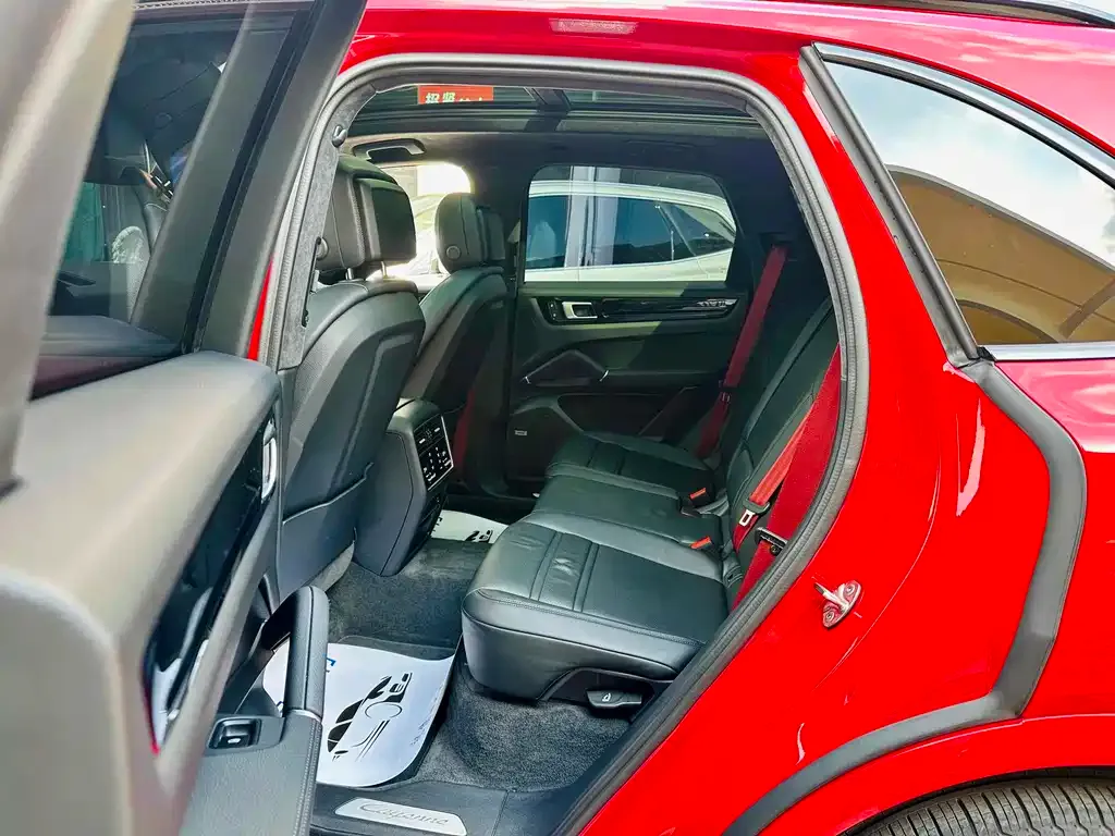 Porsche Cayenne 2022 из CN, фото 8