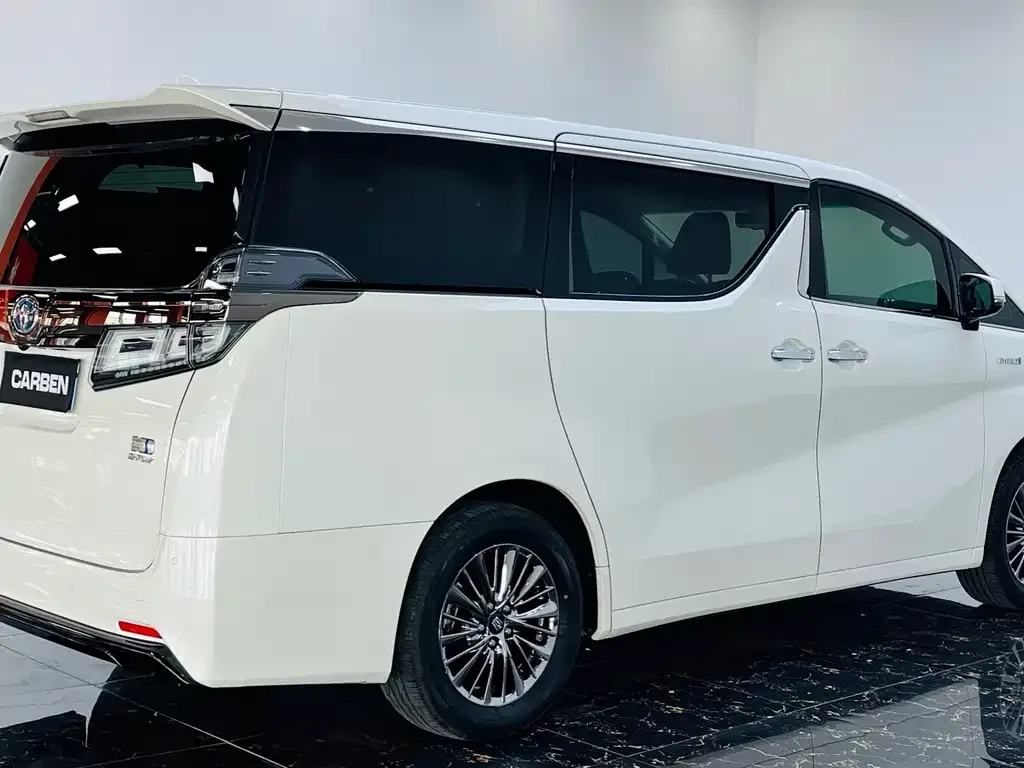 Toyota Vellfire — фото 9