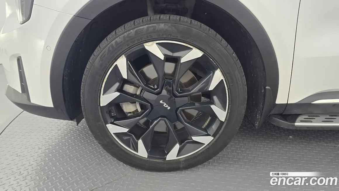 Kia Sorento — фото 5