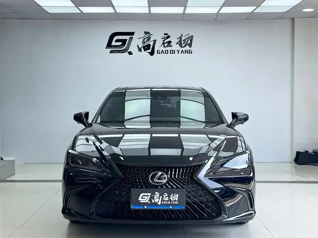 Lexus ES 2021 из CN, фото 2