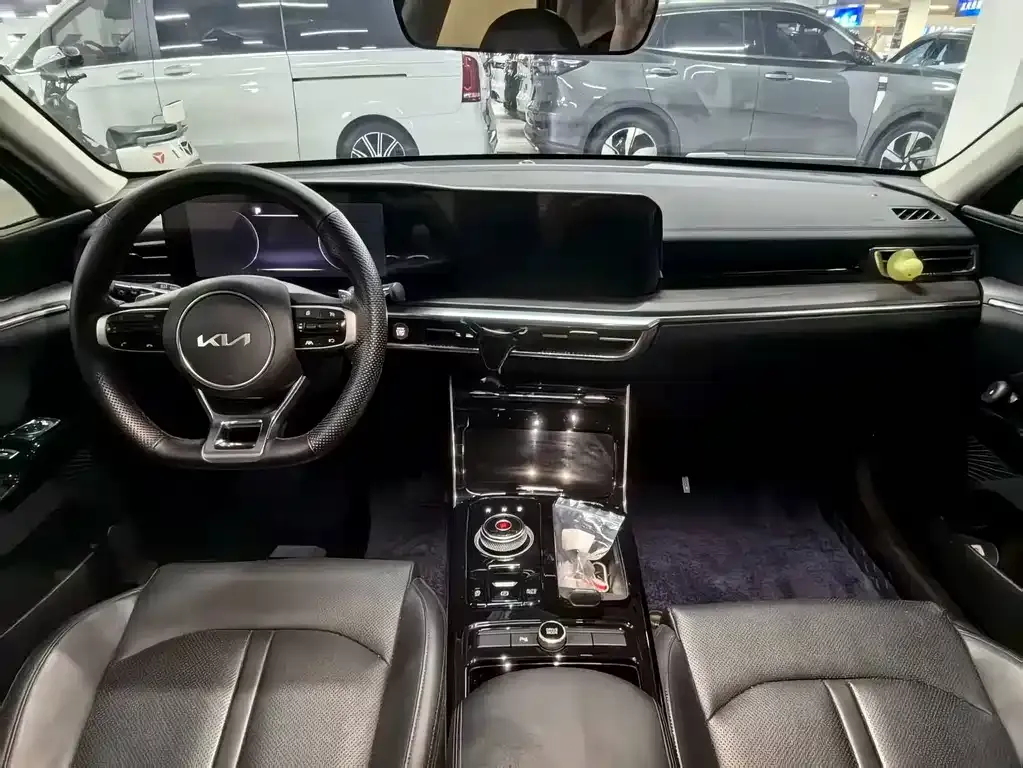 Kia K5 2024 из CN, фото 10