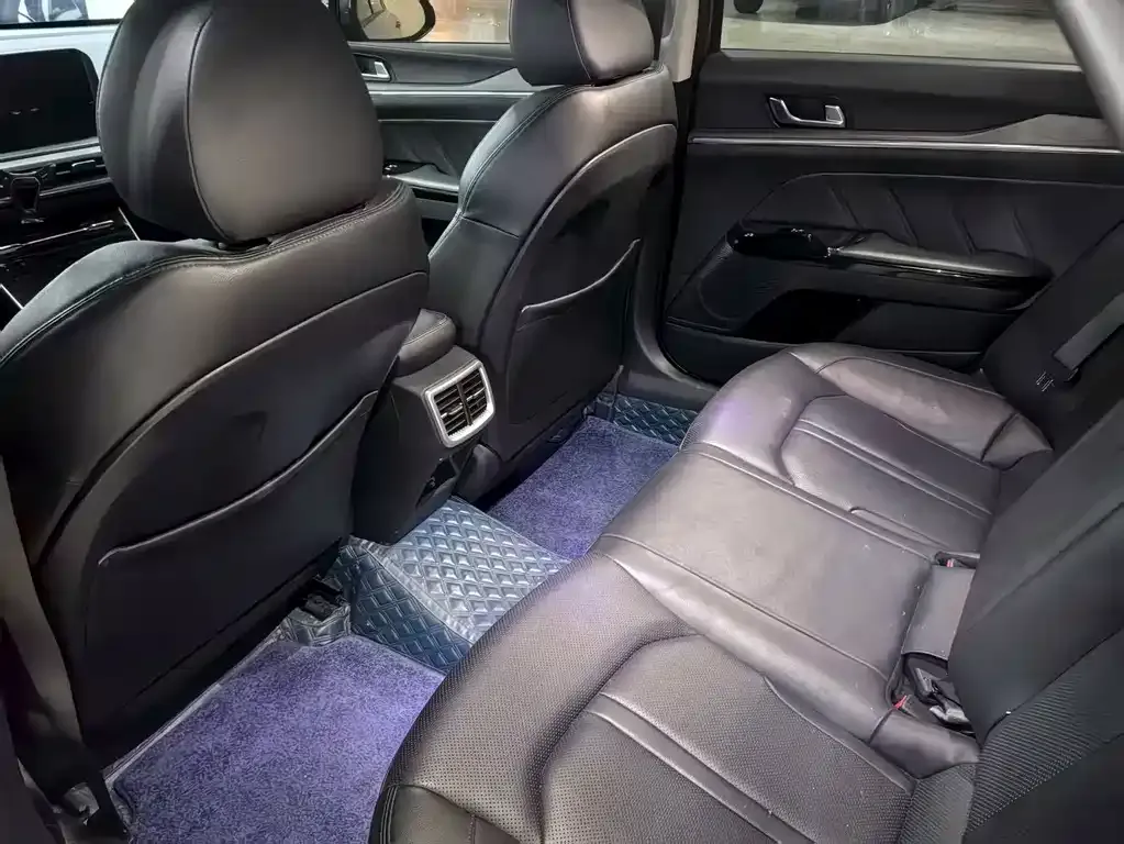 Kia K5 2024 из CN, фото 8
