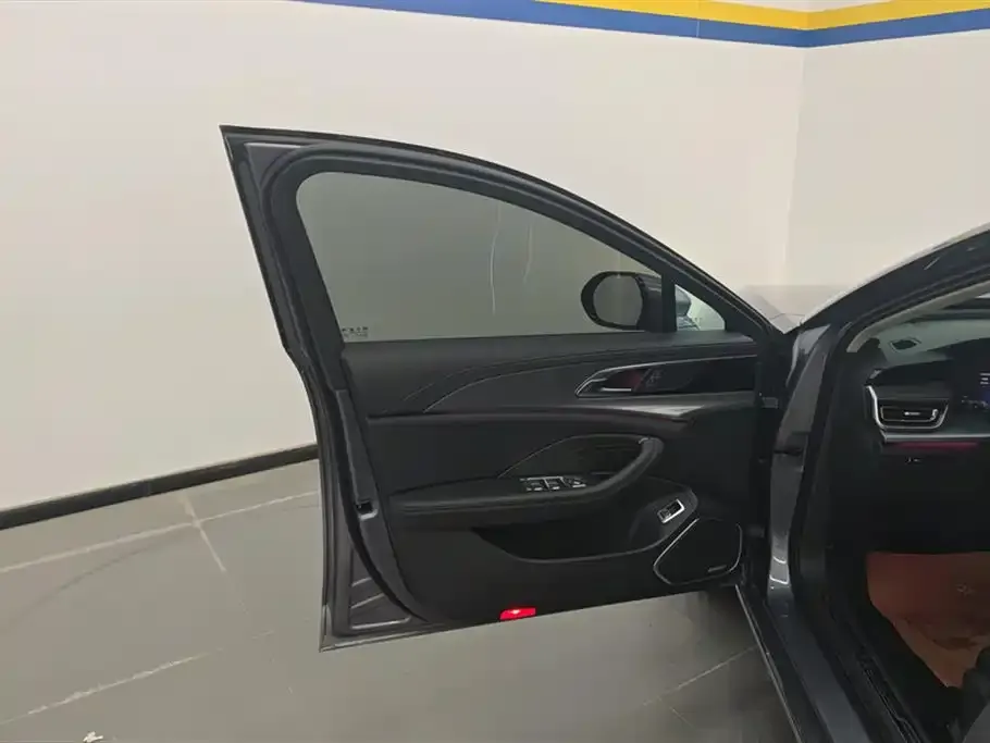 Hongqi H5 2023 из CN, фото 7