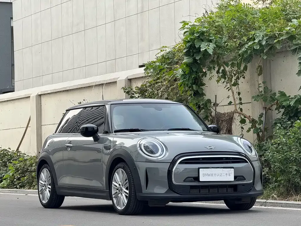 MINI Cooper (3-door) 2022 из CN, фото 2
