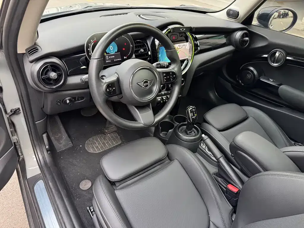 MINI Cooper (3-door) 2022 из CN, фото 3