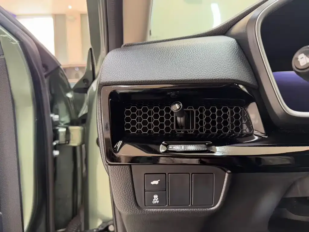 Honda Breeze 2023 из CN, фото 9