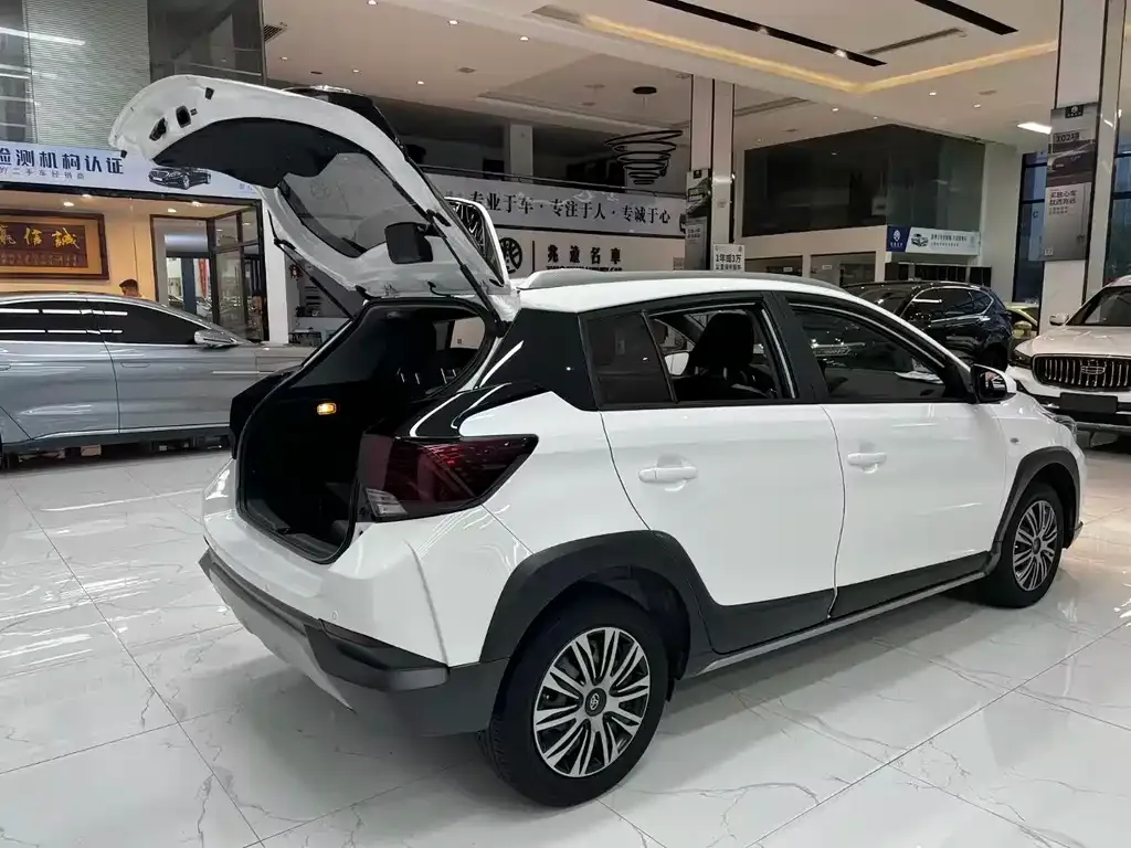 Toyota Yaris L 2022 из CN, фото 9