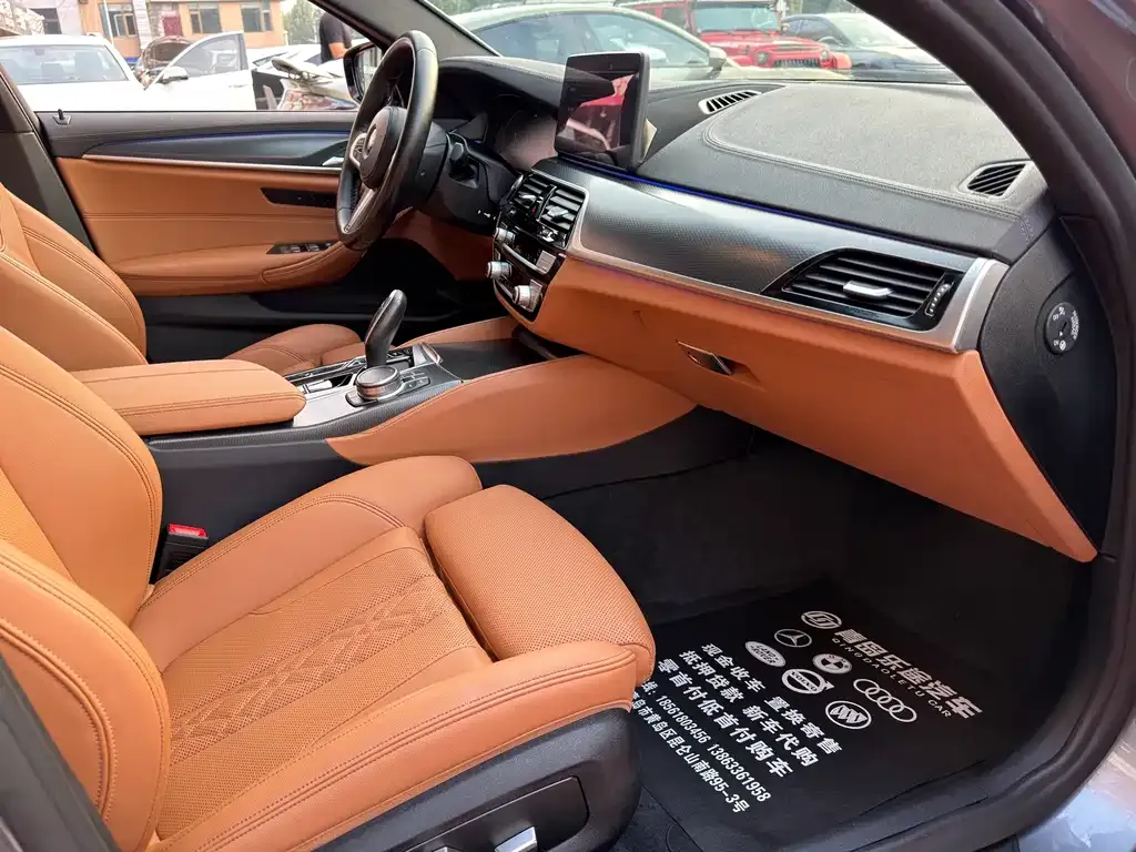 BMW 5 Series (Import) 2021 из CN, фото 10