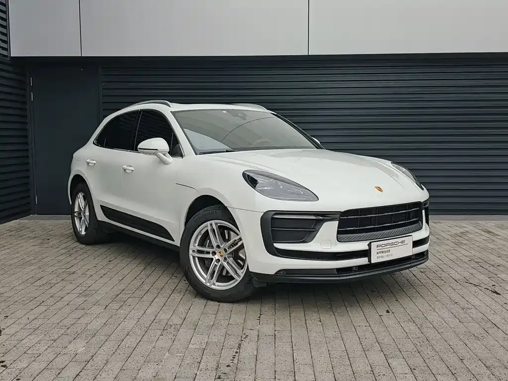 Porsche Macan — фото 1