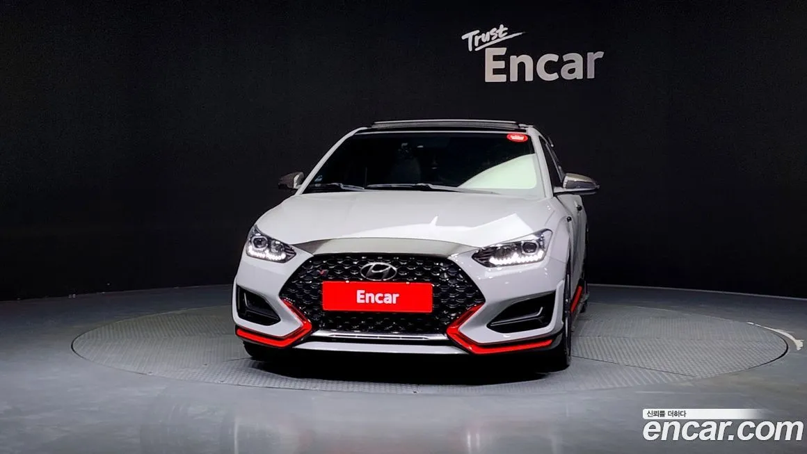 Hyundai Veloster — фото 3