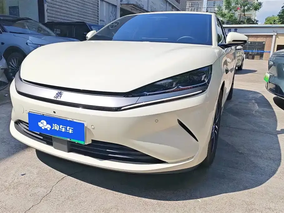 BYD Qin L — фото 1