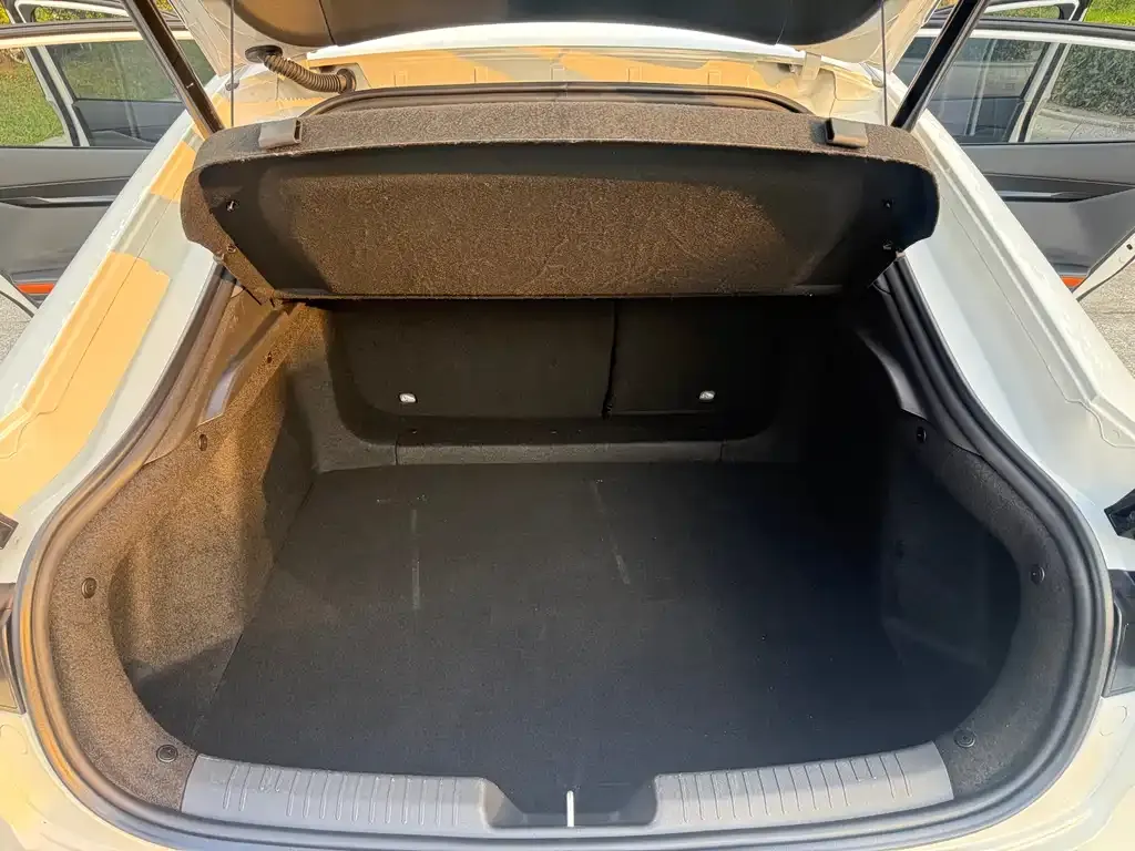 Changan UNI-V 2022 из CN, фото 6