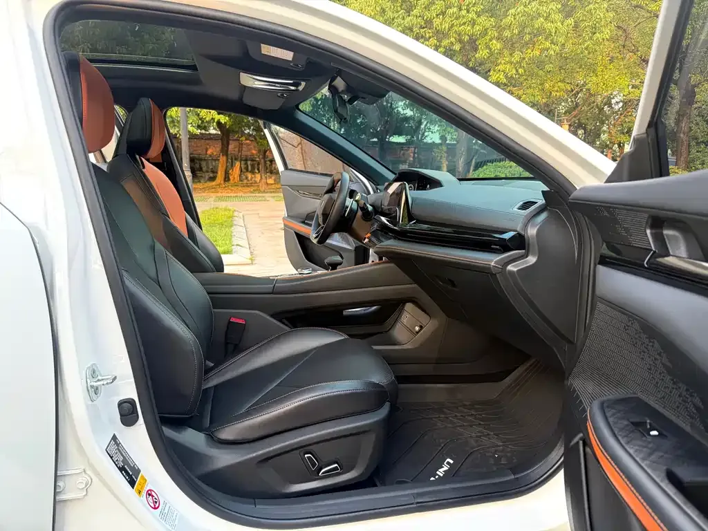 Changan UNI-V 2022 из CN, фото 8