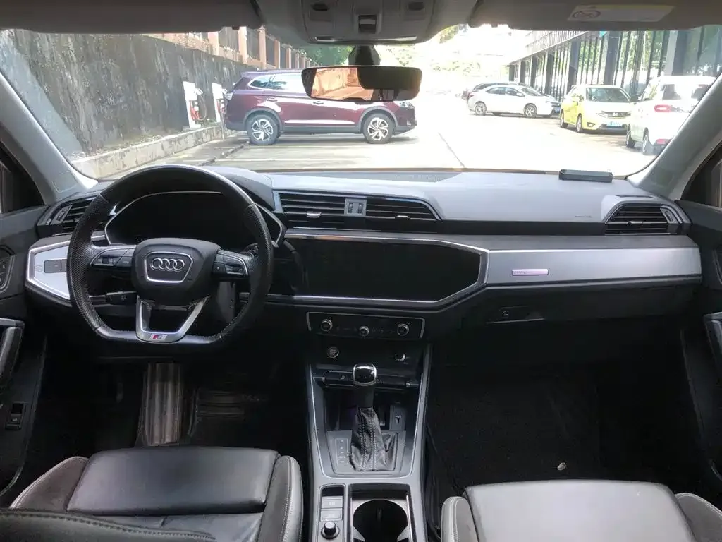 Audi Q3 Sportback 2021 из CN, фото 3
