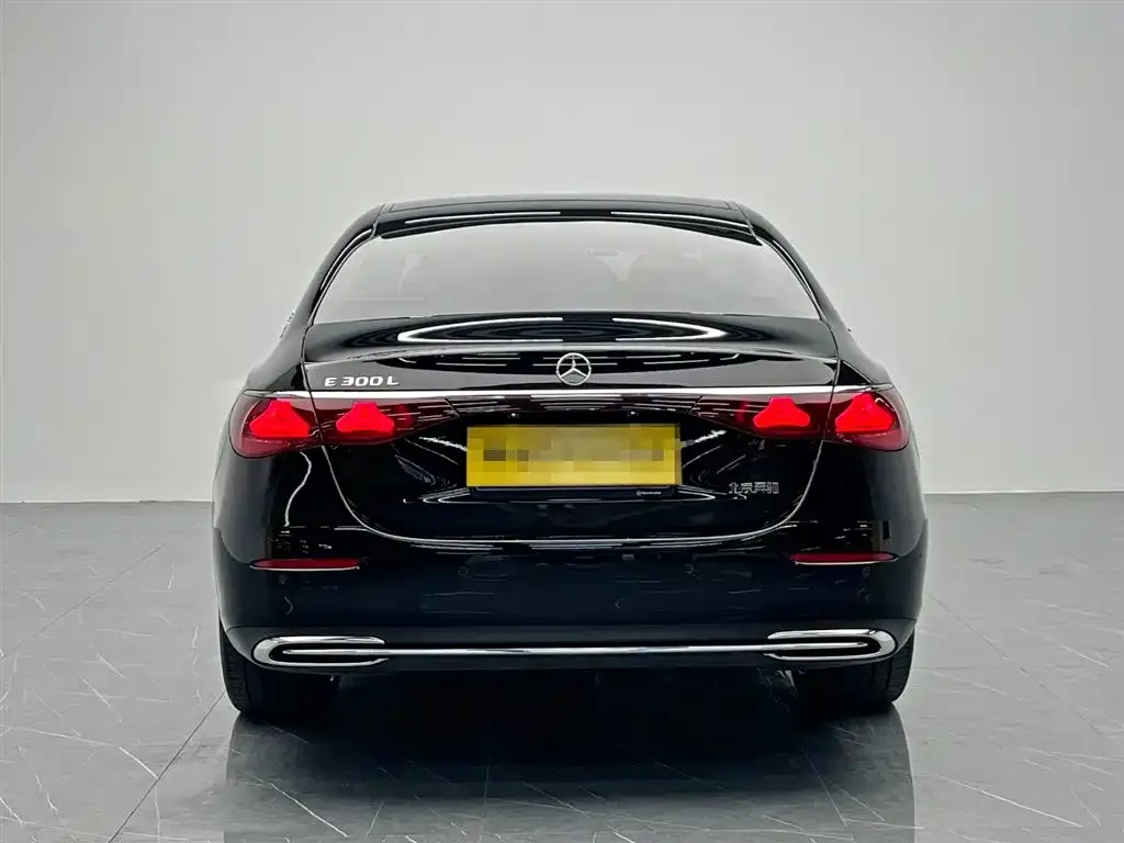 Mercedes-Benz E-Class 2024 из CN, фото 5