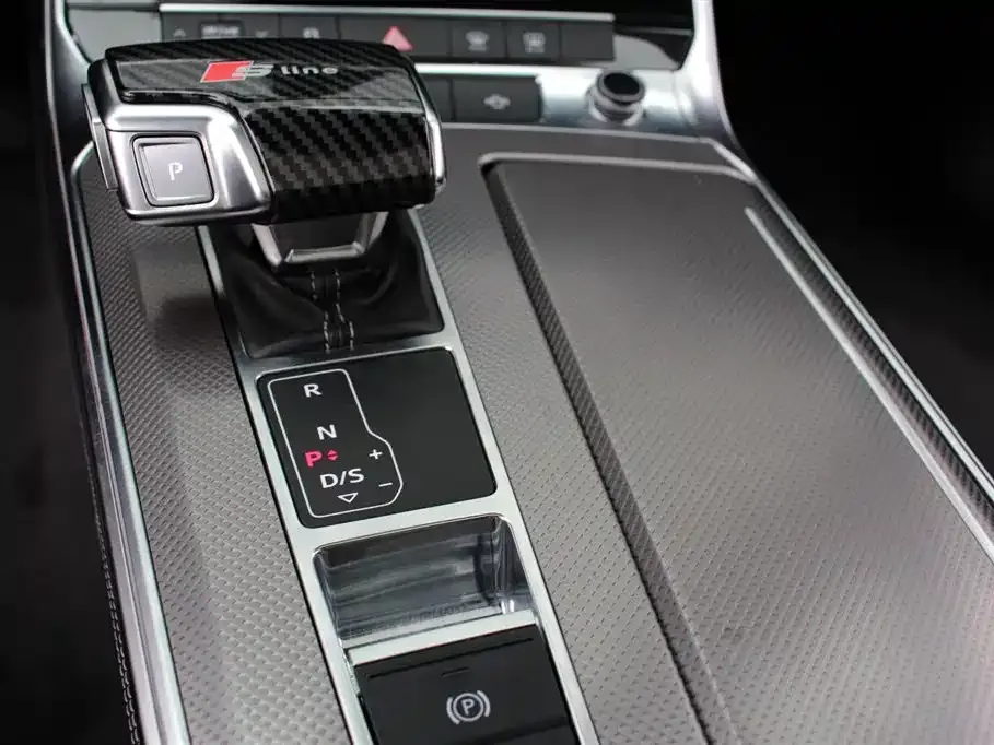 Audi A6L 2022 из CN, фото 3