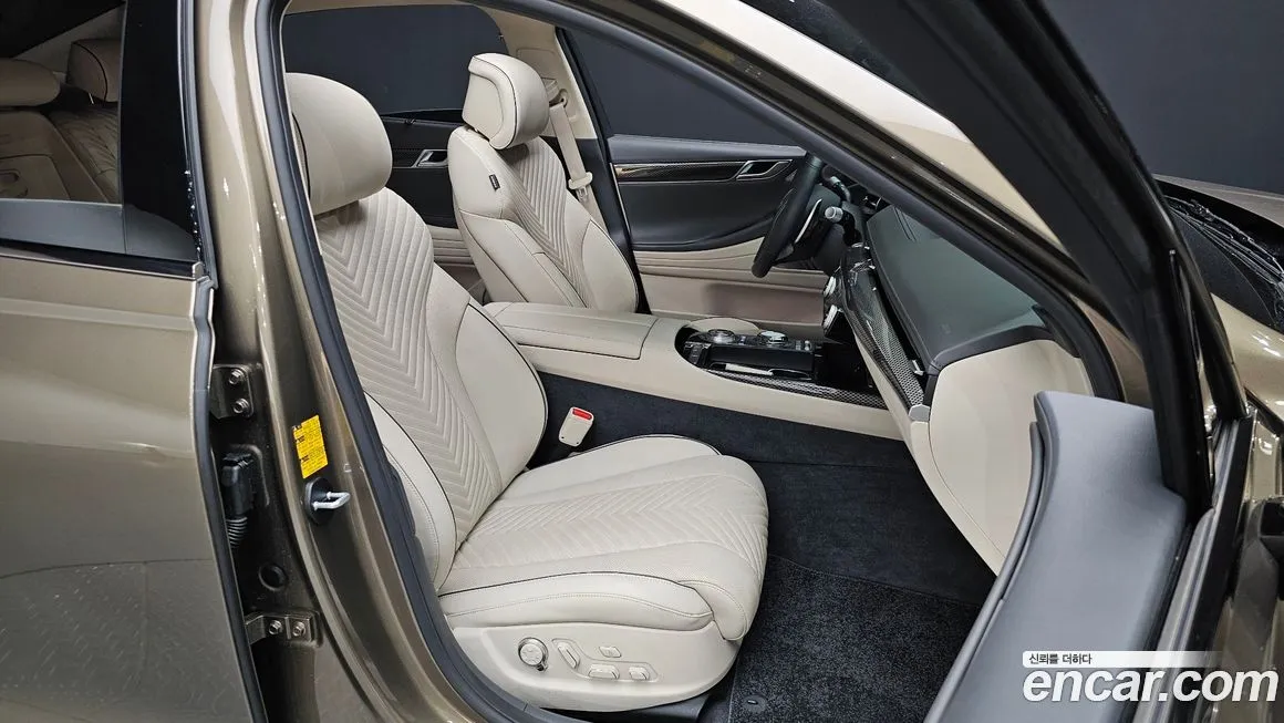 Genesis G80 — фото 10