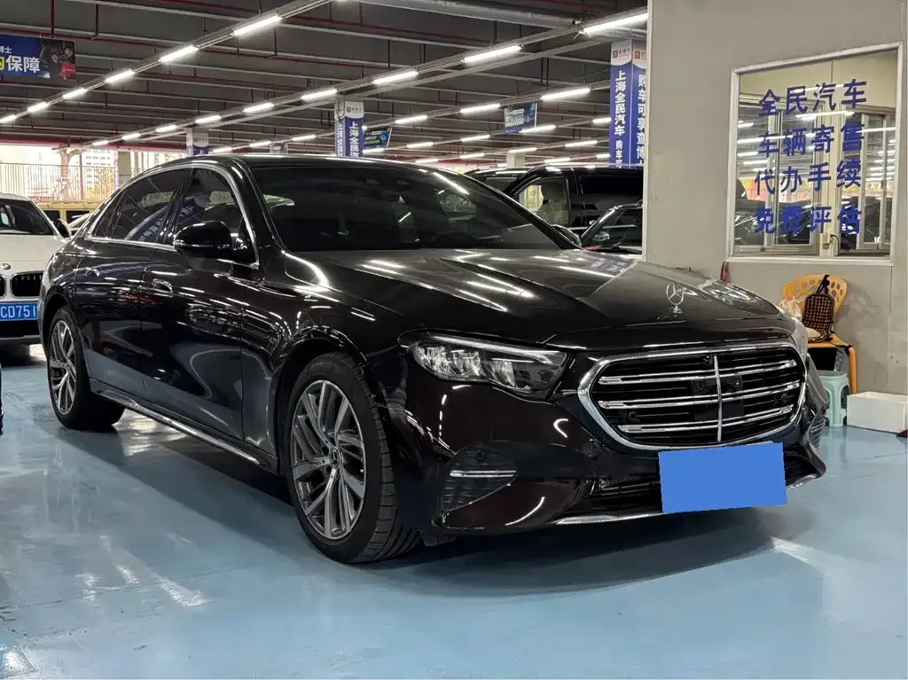 Mercedes-Benz E-Class 2024 из CN, фото 2