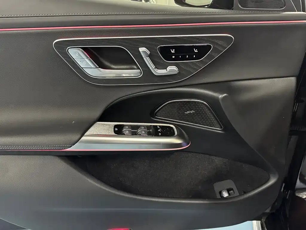 Mercedes-Benz E-Class 2024 из CN, фото 9
