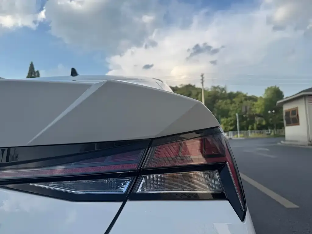 Hyundai Elantra 2024 из CN, фото 6