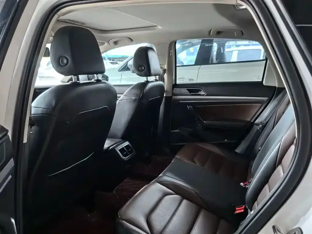 Volkswagen Lavida 2021 из CN, фото 9