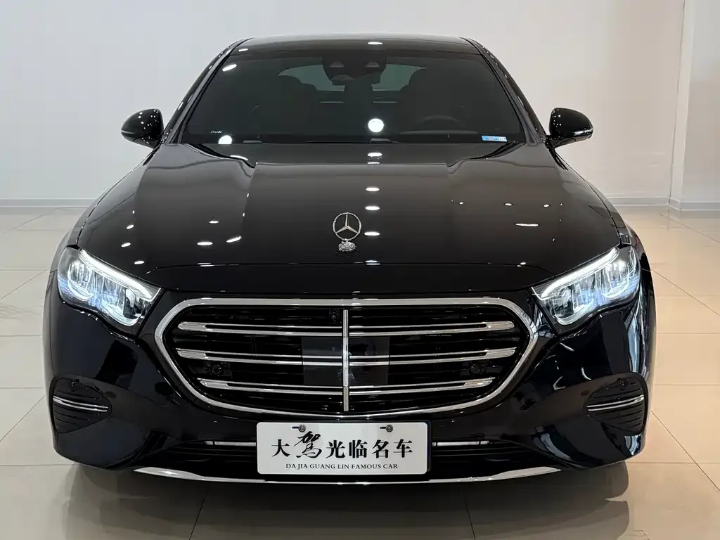 Mercedes-Benz E-Class 2025 из CN, фото 2