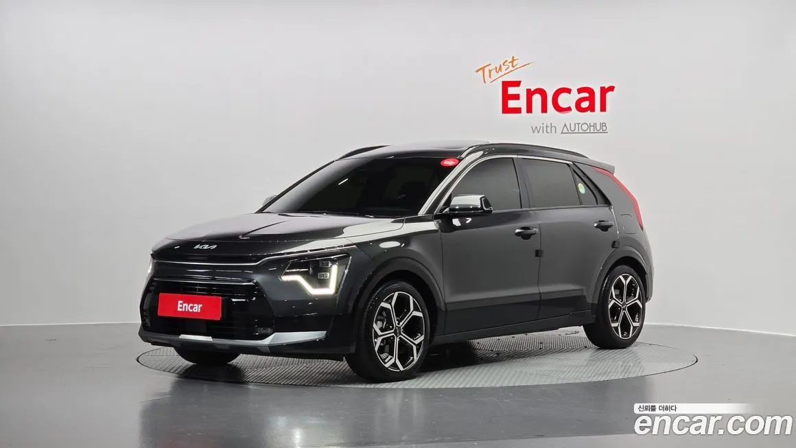 Kia Niro — фото 1