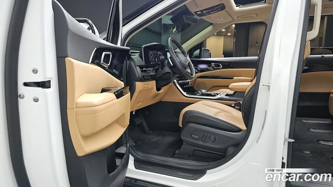 Kia Carnival — фото 10