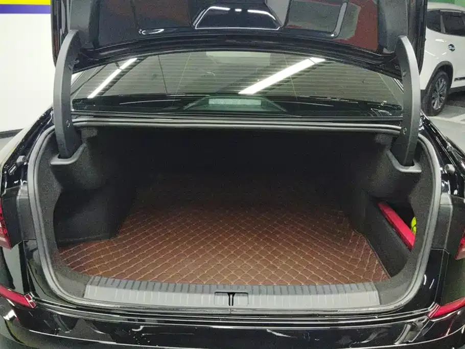 Volkswagen Passat 2024 из CN, фото 4