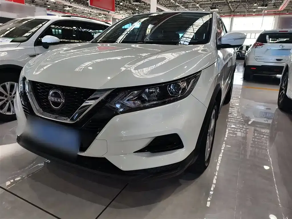 Nissan Qashqai — фото 2