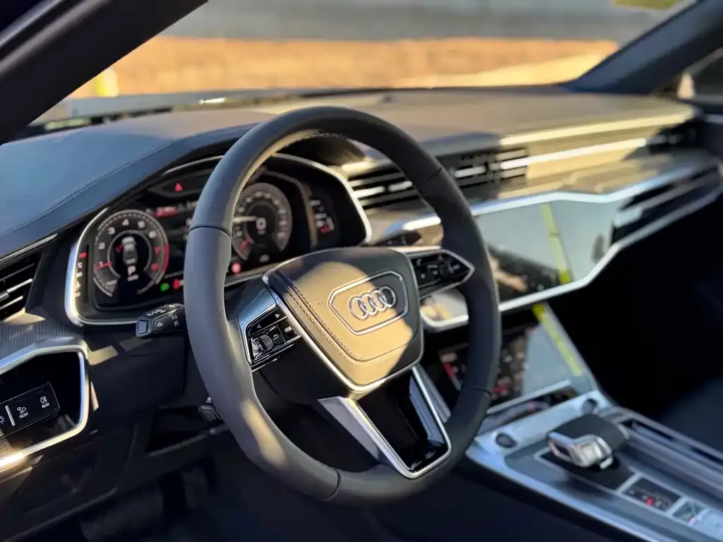 Audi A6L 2025 из CN, фото 3