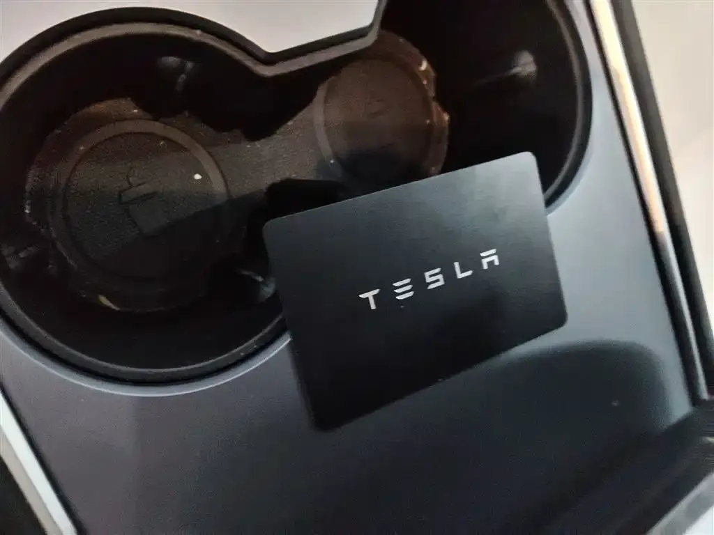 Tesla Model 3 2023 из CN, фото 9
