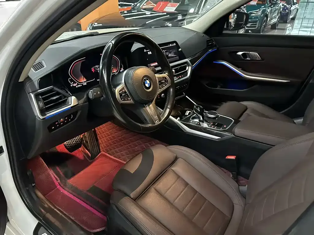 BMW 3 Series 2021 из CN, фото 2