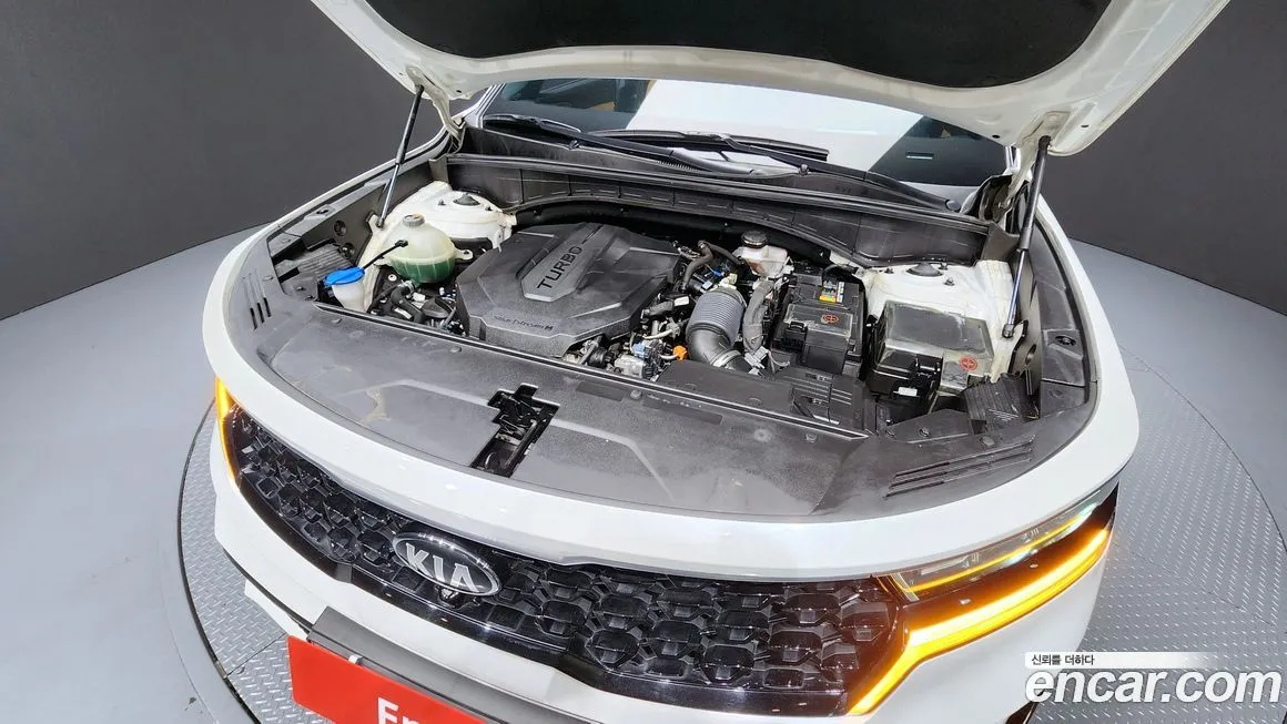 Kia Sorento — фото 6