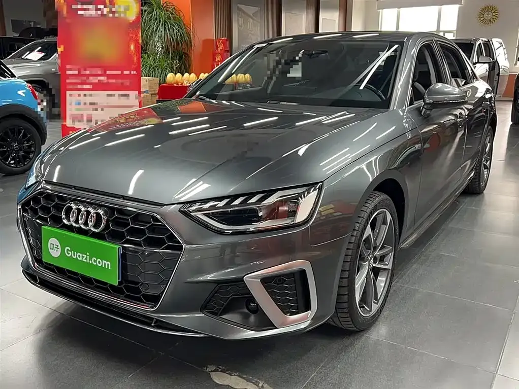 Audi A4L 2021 из CN, фото 3