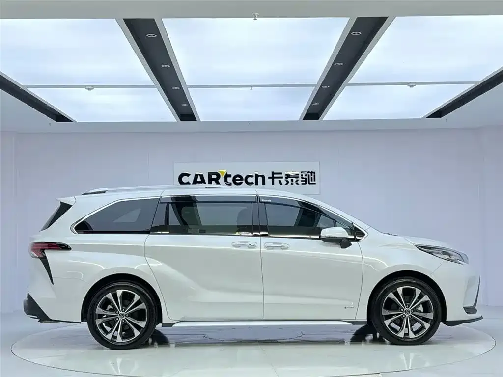 Toyota Granvia 2025 из CN, фото 6