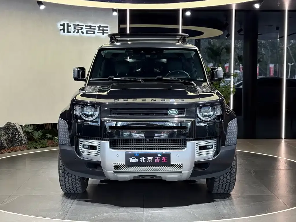 Land Rover Defender 2023 из CN, фото 3