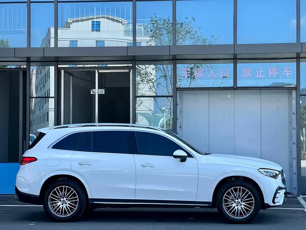 Mercedes-Benz GLC 2025 из CN, фото 8
