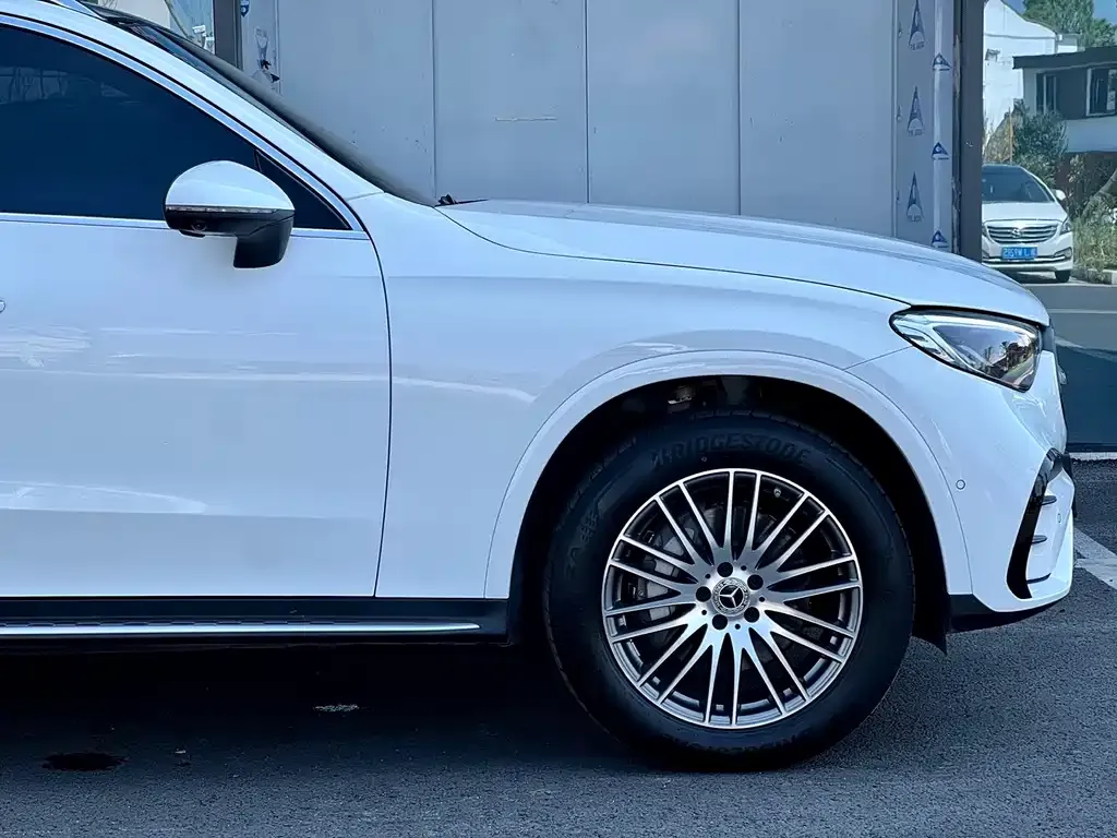 Mercedes-Benz GLC 2025 из CN, фото 9