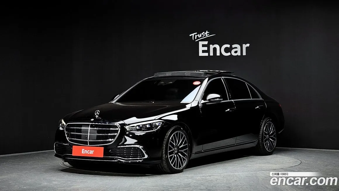 Mercedes-Benz S-Class — фото 1