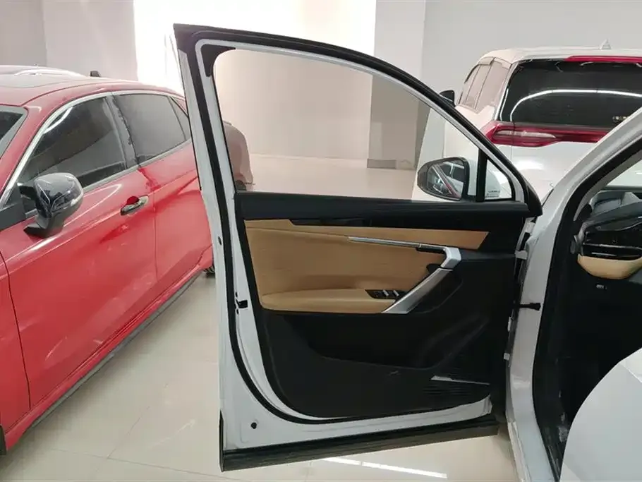 Geely Boyue L 2022 из CN, фото 8