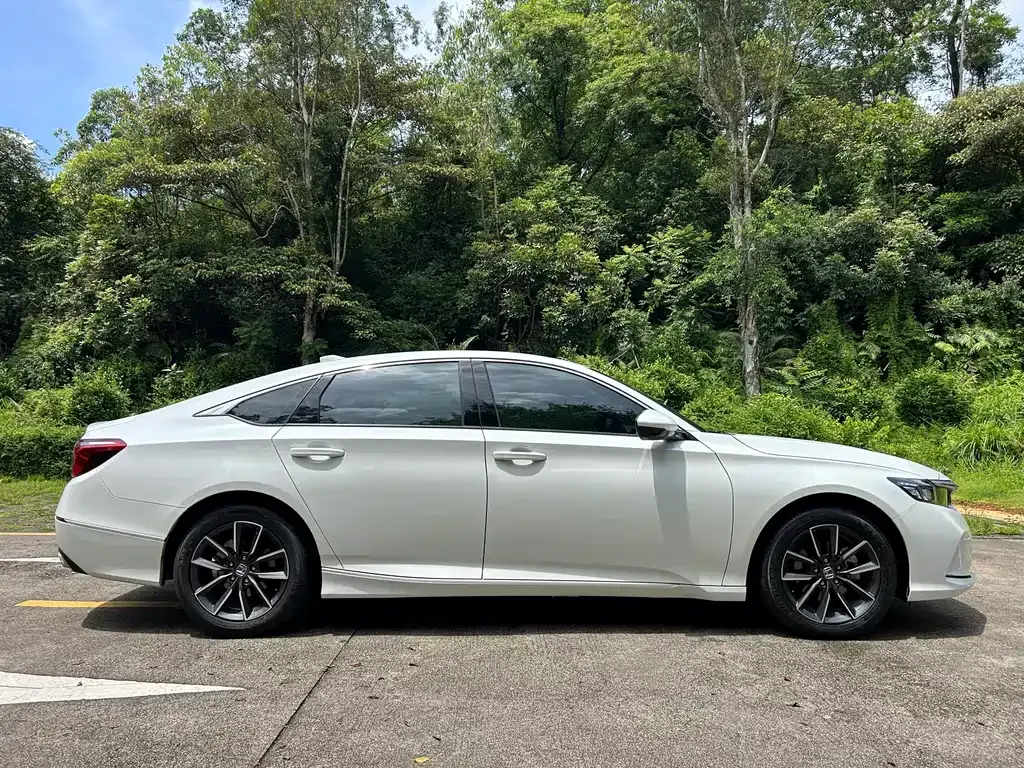 Honda Inspire 2022 из CN, фото 9
