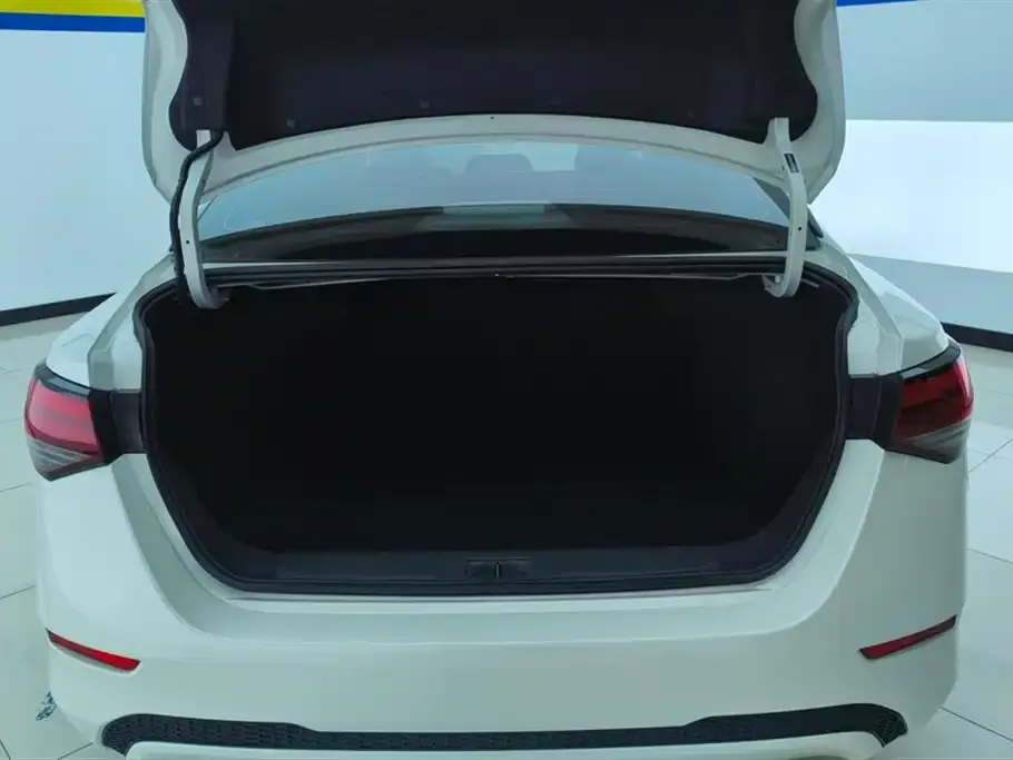 Nissan Sylphy 2023 из CN, фото 4