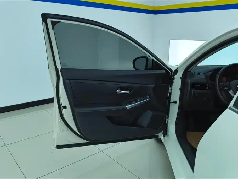 Nissan Sylphy 2023 из CN, фото 7