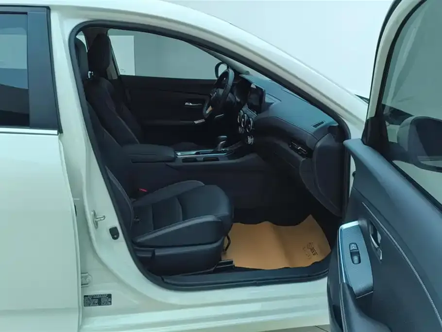 Nissan Sylphy 2023 из CN, фото 8