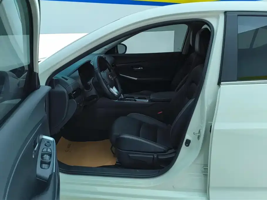 Nissan Sylphy 2023 из CN, фото 9