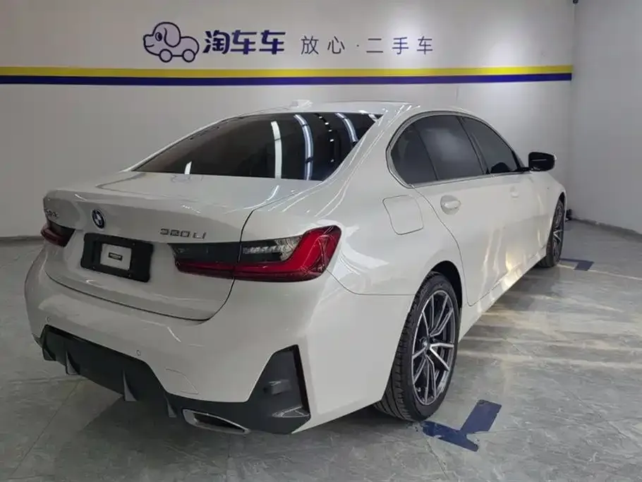 BMW 3 Series 2023 из CN, фото 3