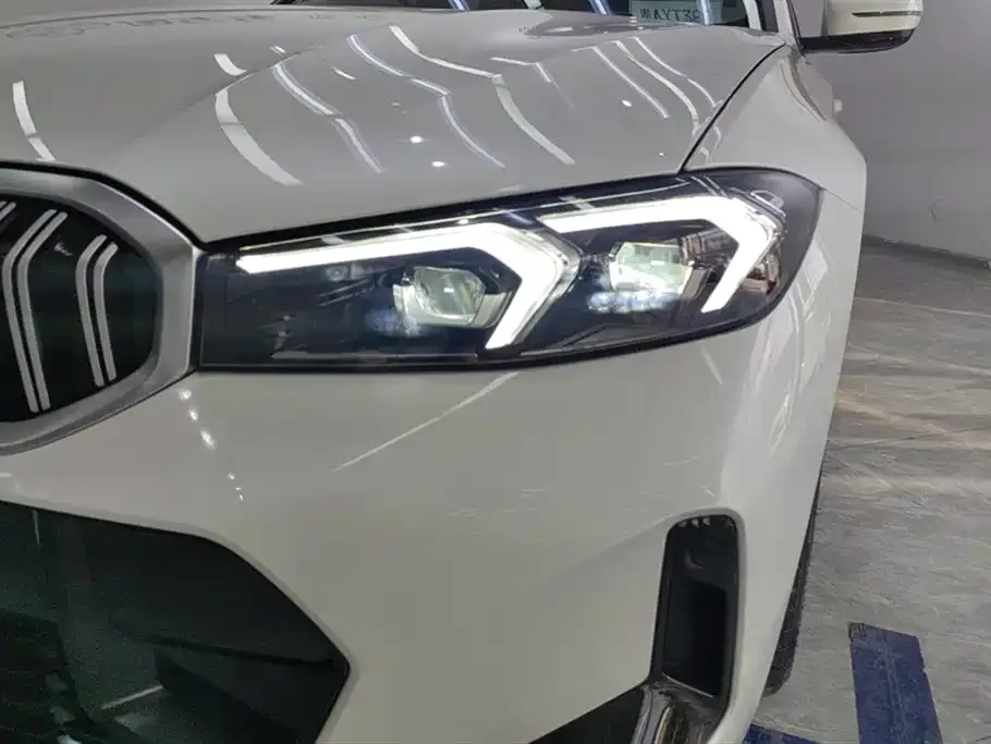 BMW 3 Series 2023 из CN, фото 5