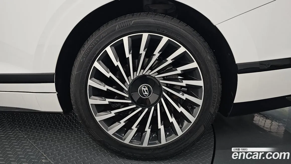 Hyundai Grandeur 2023 из KR, фото 5